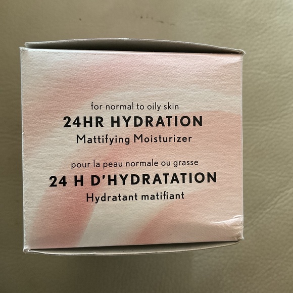 Covergirl Clean Fresh Skincare ~ mattifying Oil-Free Moisturizer+Hydrating 60ml - Picture 3 of 3